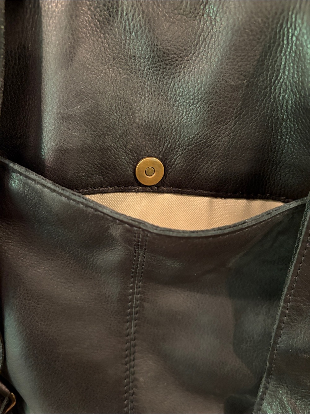 American Leather Company Black Leather Backpack with Dust Bag - Picture 4 of 6